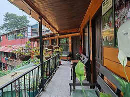 Cabinas El Pueblo - Hostel