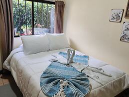 Cabinas El Pueblo - Hostel