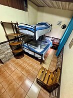 Cabinas El Pueblo - Hostel