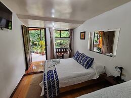 Cabinas El Pueblo - Hostel