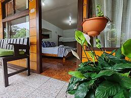 Cabinas El Pueblo - Hostel