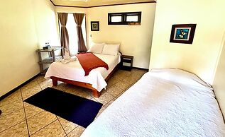 Cabinas El Pueblo - Hostel