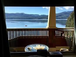 The Tuwanek Hotel and Spa