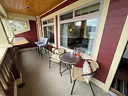 The Tuwanek Hotel and Spa