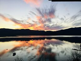 The Tuwanek Hotel and Spa