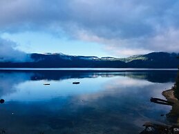 The Tuwanek Hotel and Spa