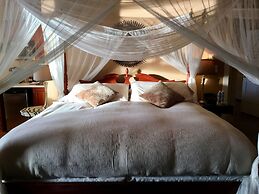 The Tuwanek Hotel and Spa