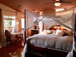 The Tuwanek Hotel and Spa