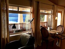 The Tuwanek Hotel and Spa