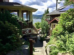 The Tuwanek Hotel and Spa