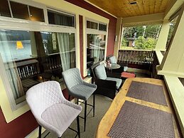 The Tuwanek Hotel and Spa