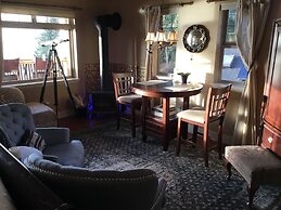 The Tuwanek Hotel and Spa