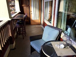 The Tuwanek Hotel and Spa