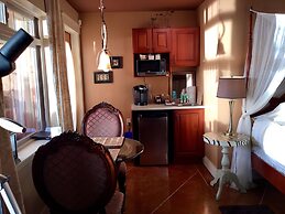 The Tuwanek Hotel and Spa