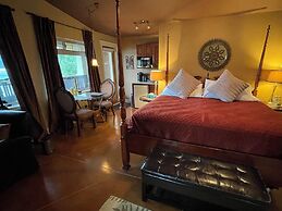 The Tuwanek Hotel and Spa