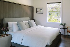 The Roundtree, Amagansett