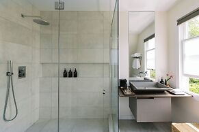 The Roundtree, Amagansett