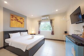 Baan Yuyen Karon Guesthouse