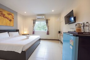 Baan Yuyen Karon Guesthouse