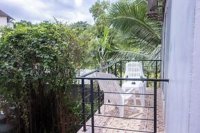 Baan Yuyen Karon Guesthouse