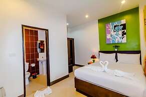 Baan Yuyen Karon Guesthouse