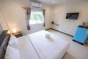 Baan Yuyen Karon Guesthouse