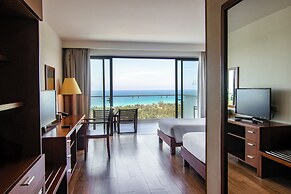 Cam Ranh Riviera Beach Resort & Spa