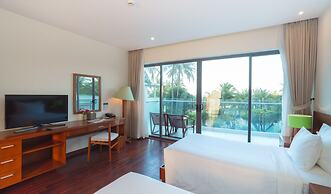 Cam Ranh Riviera Beach Resort & Spa
