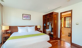 Cam Ranh Riviera Beach Resort & Spa