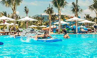 Cam Ranh Riviera Beach Resort & Spa