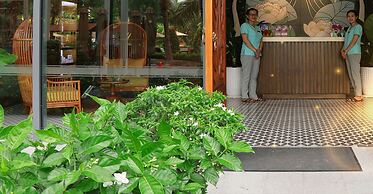 Cam Ranh Riviera Beach Resort & Spa