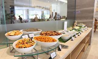 Cam Ranh Riviera Beach Resort & Spa