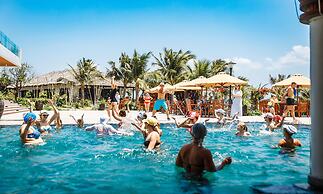 Cam Ranh Riviera Beach Resort & Spa