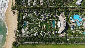 Cam Ranh Riviera Beach Resort & Spa