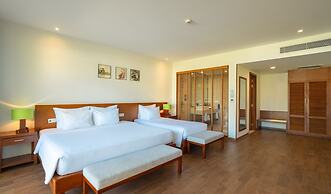 Cam Ranh Riviera Beach Resort & Spa