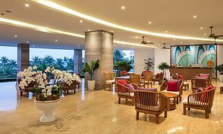 Cam Ranh Riviera Beach Resort & Spa