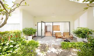 Cam Ranh Riviera Beach Resort & Spa