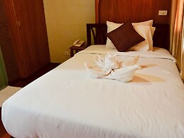 Tinhat Boutique Hotel and Restaurant