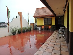 Tinhat Boutique Hotel and Restaurant