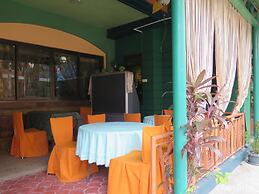 Tinhat Boutique Hotel and Restaurant