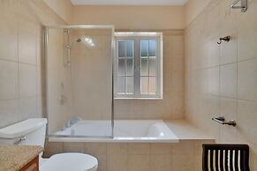 Mandela Court Grenada