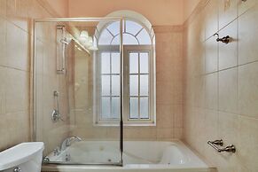 Mandela Court Grenada