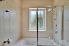 Mandela Court Grenada