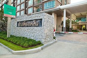 Baan Peang Ploen A712 by Huahin Holiday Condo