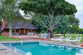 Zebras Crossing Lodge