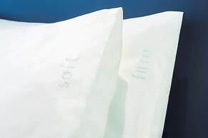 Holiday Inn Express Jakarta International Expo by IHG