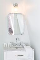 The Christopher, The Edgartown Collection