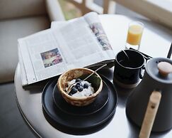 The Christopher, The Edgartown Collection