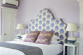 The Christopher, The Edgartown Collection