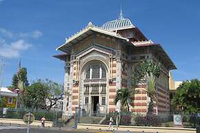 Centre International de Séjour - Hostel